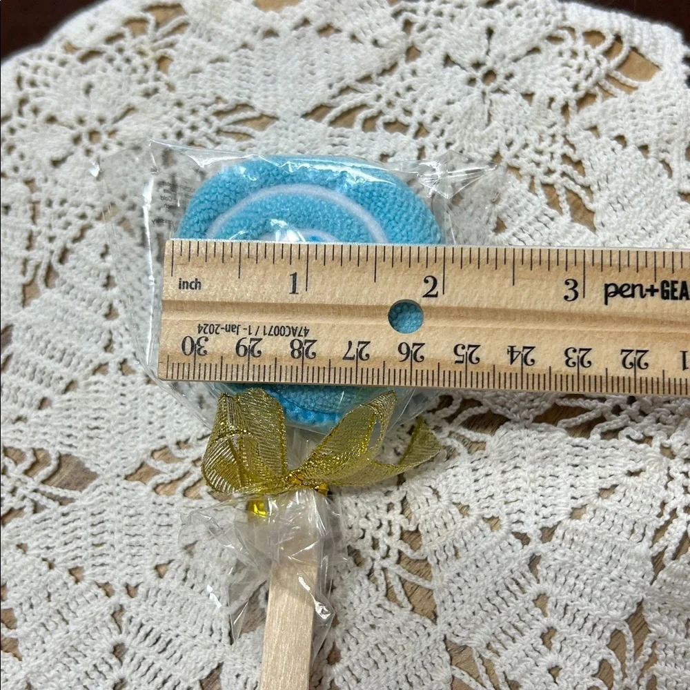 Sassy + Chic Lollipop Towel NWT Blue